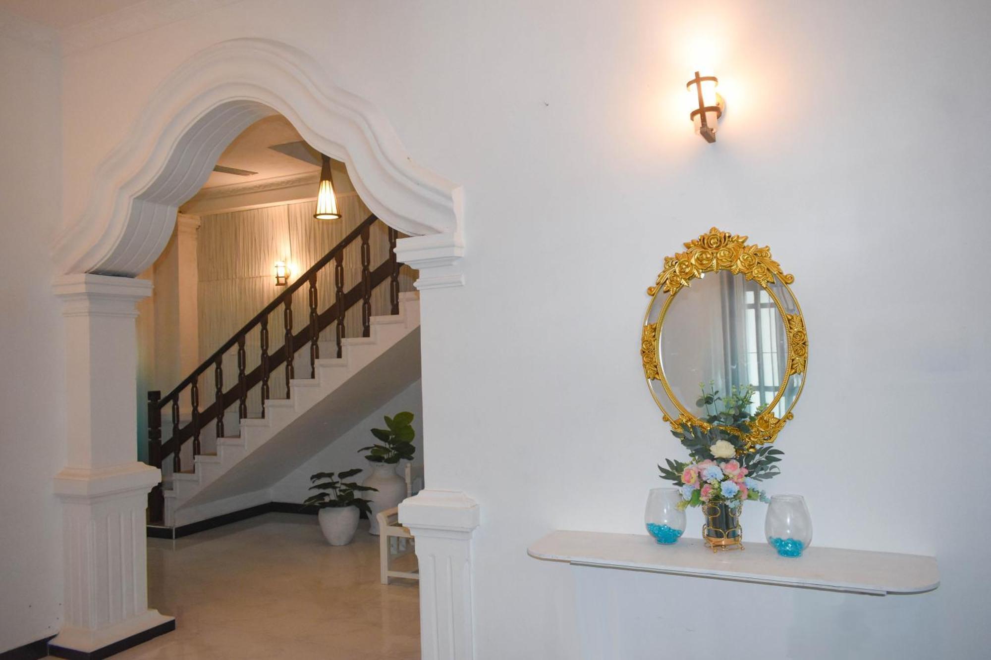 Bhashiz Villa Negombo Exterior foto